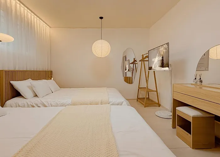 신규할인,nonhyeon, Gangnam Station, Gangnam Plastic Surgery, Dermatology, Garosu-gil, Hangang Park, Coex, Lotte World 30 Minutes Apartment
