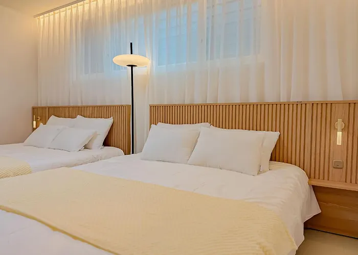신규할인,nonhyeon, Gangnam Station, Gangnam Plastic Surgery, Dermatology, Garosu-gil, Hangang Park, Coex, Lotte World 30 Minutes Apartment *
